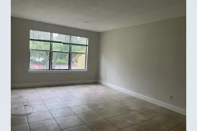 2305 N Congress Ave, Boynton Beach, FL 33426 - Photo 6