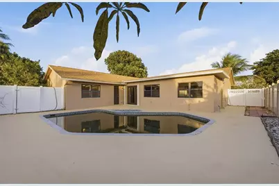 2702 NW 98th Way, Coral Springs, FL 33065 - Photo 24