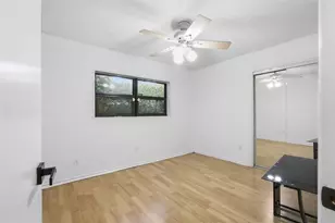 2702 NW 98th Way, Coral Springs, FL 33065 - Photo 20