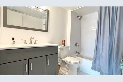 669 W Oakland Park Blvd, Unit #220B, Wilton Manors, FL 33311 - Photo 16