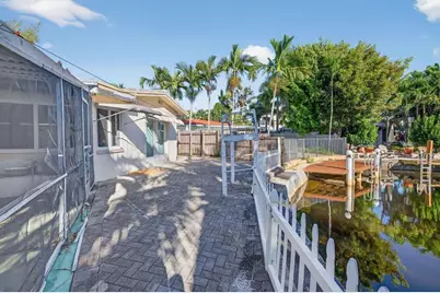 1570 NE 30th Pl, Oakland Park, FL 33334 - Photo 56