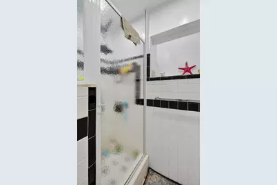 1570 NE 30th Pl, Oakland Park, FL 33334 - Photo 42