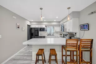 1570 NE 30th Pl, Oakland Park, FL 33334 - Photo 16