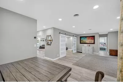 1570 NE 30th Pl, Oakland Park, FL 33334 - Photo 10