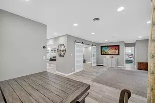 1570 NE 30th Pl, Oakland Park, FL 33334 - Photo 10