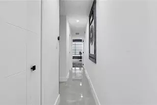 6290 W 16th, Hialeah, FL 33012 - Photo 32