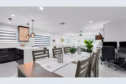 6290 W 16th, Hialeah, FL 33012 - Photo 24