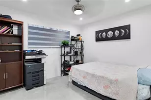 6290 W 16th, Hialeah, FL 33012 - Photo 28