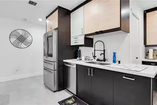 6290 W 16th, Hialeah, FL 33012 - Photo 22