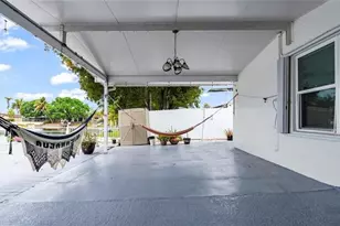 6290 W 16th, Hialeah, FL 33012 - Photo 48
