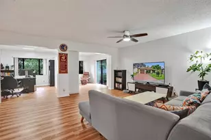 1752 SW 19th Ave, Deerfield Beach, FL 33442 - Photo 10