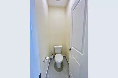 4803 NW 48th Ter, Tamarac, FL 33319 - Photo 12