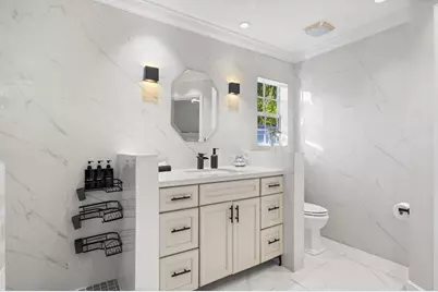 5613  Madison St, Hollywood, FL 33023 - Photo 16