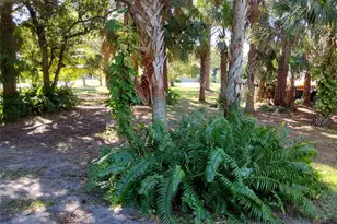 722 Wentworth St, Sebastian, FL 32958 - Photo 12