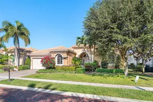 6375 Bellamalfi St, Boca Raton, FL 33496 - Photo 1