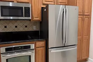 16102 Emerald Estates Dr Unit, Weston, FL 33331 - Photo 12