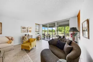 901 Cypress Grove Dr, Pompano Beach, FL 33069 - Photo 6