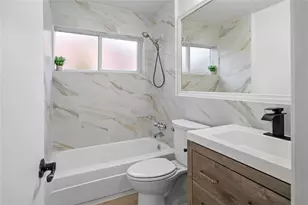 4514 NW 49th Dr, Tamarac, FL 33319 - Photo 14