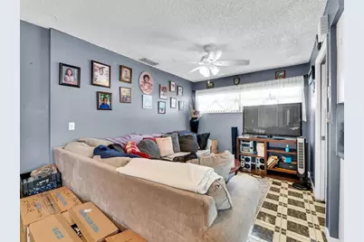 12030 NW 31st Pl, Sunrise, FL 33323 - Photo 18