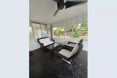 8130 NW 13th St, Pembroke Pines, FL 33024 - Photo 16