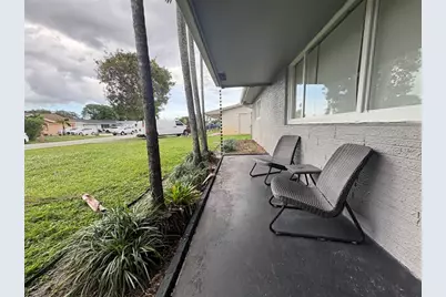 8130 NW 13th St, Pembroke Pines, FL 33024 - Photo 2