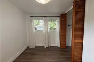 8130 NW 13th St, Pembroke Pines, FL 33024 - Photo 12