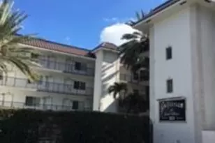 924 SE 2nd St, Fort Lauderdale, FL 33301 - Photo 1