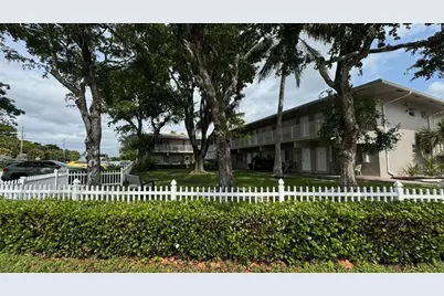 344 SE 11th Ave, Unit #6, Pompano Beach, FL 33060 - Photo 2