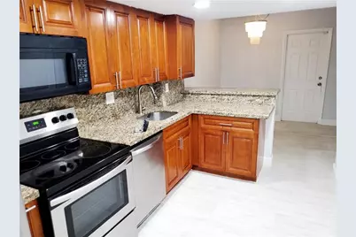 2743 NW 47th Ter, Unit #604, Lauderdale Lakes, FL 33313 - Photo 6