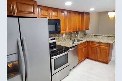 2743 NW 47th Ter, Unit #604, Lauderdale Lakes, FL 33313 - Photo 4