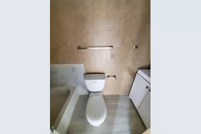 2743 NW 47th Ter, Unit #604, Lauderdale Lakes, FL 33313 - Photo 16