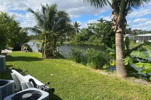 51 NE 204th St, Miami, FL 33179 - Photo 22