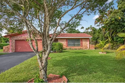 4460 NW 105th Ter, Coral Springs, FL 33065 - Photo 4