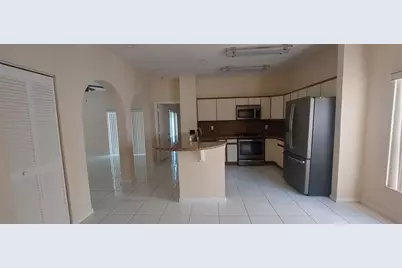 9401 NW 18th Dr, Plantation, FL 33322 - Photo 10