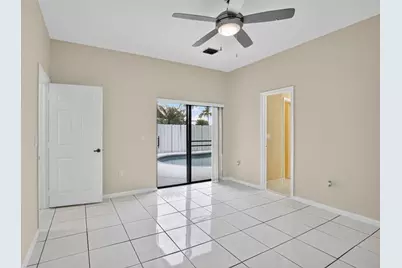 9401 NW 18th Dr, Plantation, FL 33322 - Photo 14