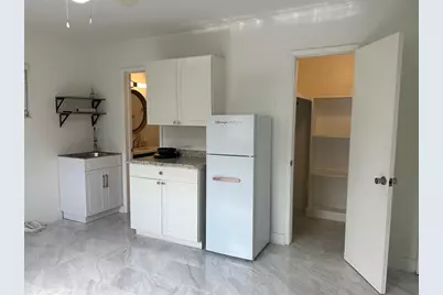 1301 SE 22nd Ave, Unit #4, Pompano Beach, FL 33062 - Photo 2