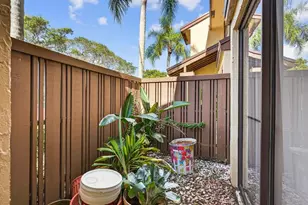 3964 E Cocoplum Cir Unit, Coconut Creek, FL 33063 - Photo 44