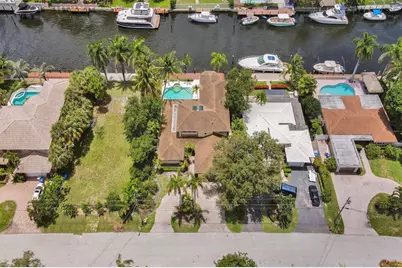 2484 SE 12th St, Pompano Beach, FL 33062 - Photo 18