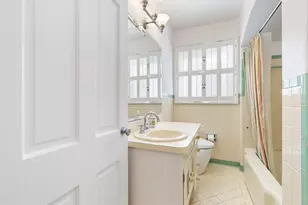 410 SE 16th Ave, Fort Lauderdale, FL 33301 - Photo 6