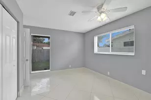 704 NE 23rd Ave, Pompano Beach, FL 33062 - Photo 16