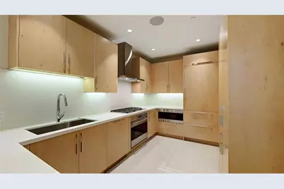 246  Shore Ct, Lauderdale by the Sea, FL 33308 - Photo 8