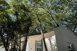 261 NW 81st St., Miami, FL 33150 - Photo 2