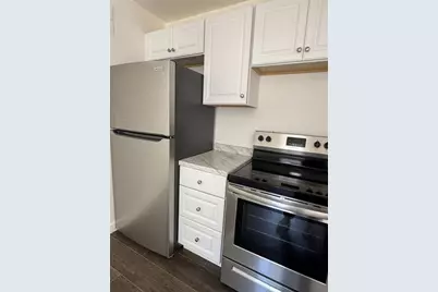 261 NW 81st St, Unit #B, Miami, FL 33150 - Photo 6