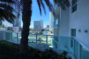 41 SE 5th St, Miami, FL 33131 - Photo 28