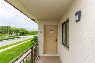 16243 Saddle Club Rd, Weston, FL 33326 - Photo 2