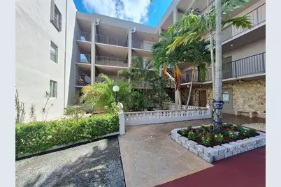 2821  Somerset Dr, Unit #316, Lauderdale Lakes, FL 33311 - Photo 2