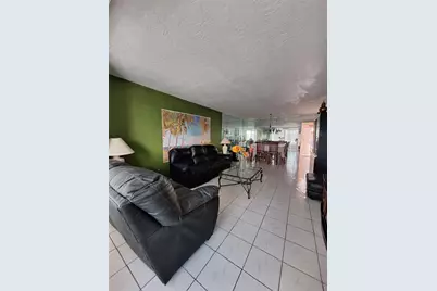2821  Somerset Dr, Unit #316, Lauderdale Lakes, FL 33311 - Photo 10