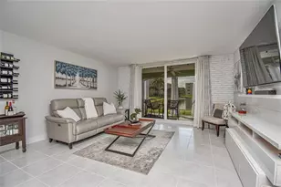 1024 SE 4th Ave, Dania Beach, FL 33004 - Photo 8