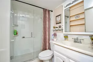 235 Kent N, West Palm Beach, FL 33417 - Photo 16