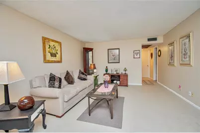235  Kent N, Unit #235, West Palm Beach, FL 33417 - Photo 2
